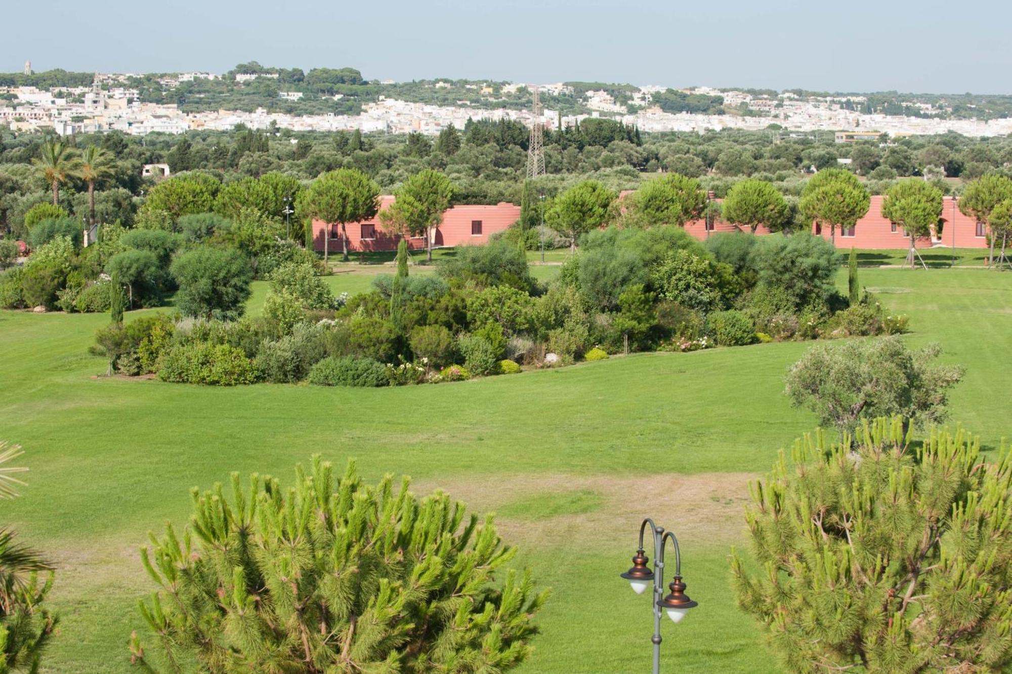Amaregold Tenuta La Baronessa Resort Tuglie Exterior foto