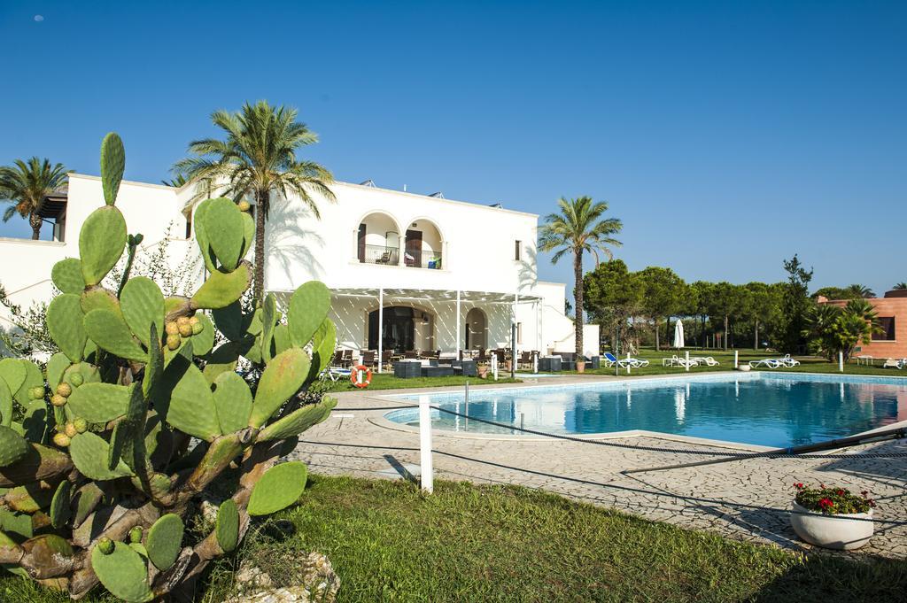 Amaregold Tenuta La Baronessa Resort Tuglie Exterior foto