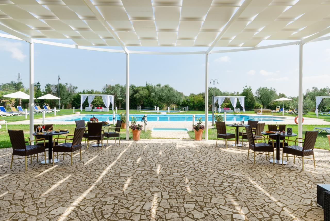 Amaregold Tenuta La Baronessa Resort Tuglie Exterior foto